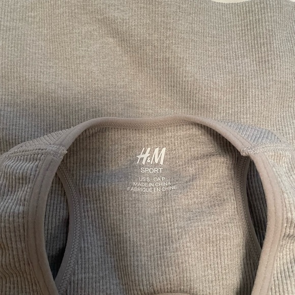 Sports bra - Picture 3 of 3